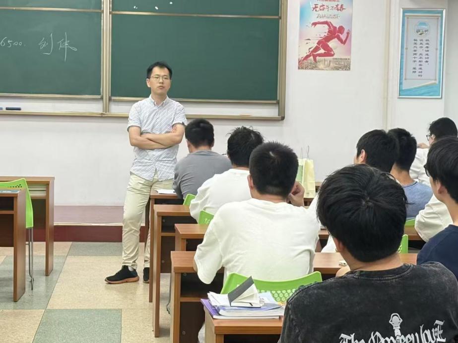 2022级和预科班全体班级集中开展了